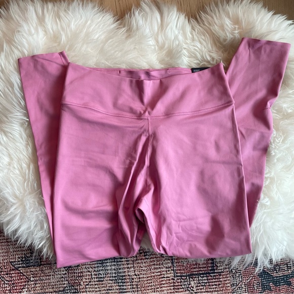 NWT. Nike One Luxe Tight fit leggings, mid-rise. Bubblegum pink. Dri-fit tech. - Picture 4 of 7